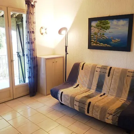 Studio A 2 Pas De La Mer Appartamento *